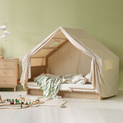 Oliver Furniture Camp Novel Bed with house roof 120x200 Oliver Furniture Camp Novel Bed with house roof 120x200