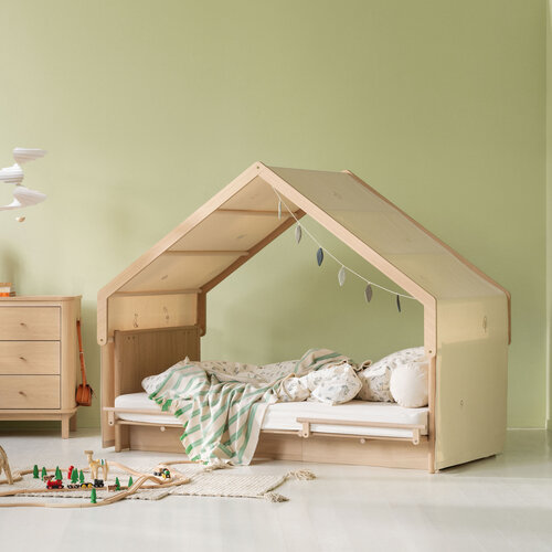 Oliver Furniture Camp Novel Bed with house roof 120x200 Oliver Furniture Camp Novel Bed with house roof 120x200