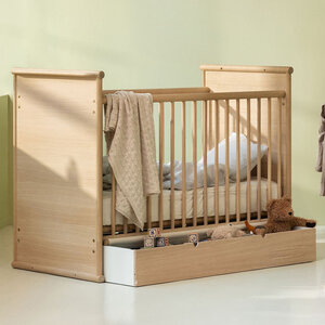 Oliver Furniture Camp Novel 60x120 Babybett und 120x200 Bett Oliver Furniture Camp Novel 60x120 Babybett und 120x200 Bett
