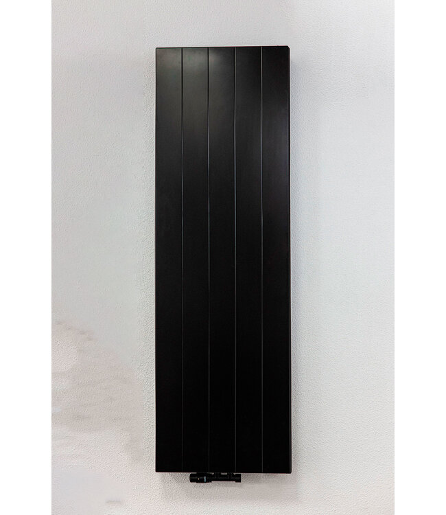  200x50 cm Type 22 - 2710 watts - ECA Radiateur vertical à façade rainurée - Noir mat (Ral 9005)