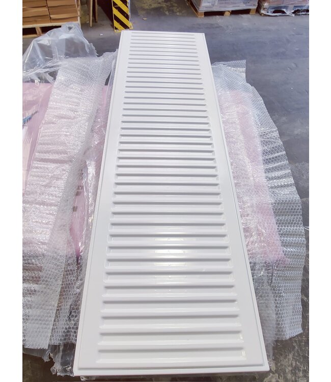  Outlet #54 - 40x140 cm Type 22 - 2258 watts - Radiateur Oppio Panel Compact 6 nervures - Blanc (Ral 9016)