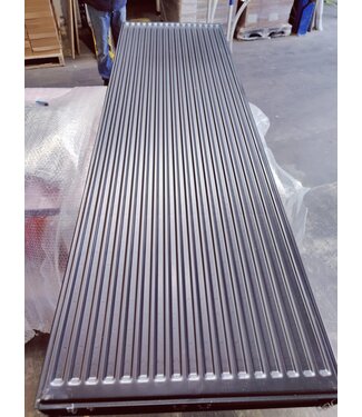 ECA Outlet #61 - 200x60 cm Type 22 - 3252 Watts - ECA Radiateur vertical à façade nervurée - Noir mat (Ral 9005)