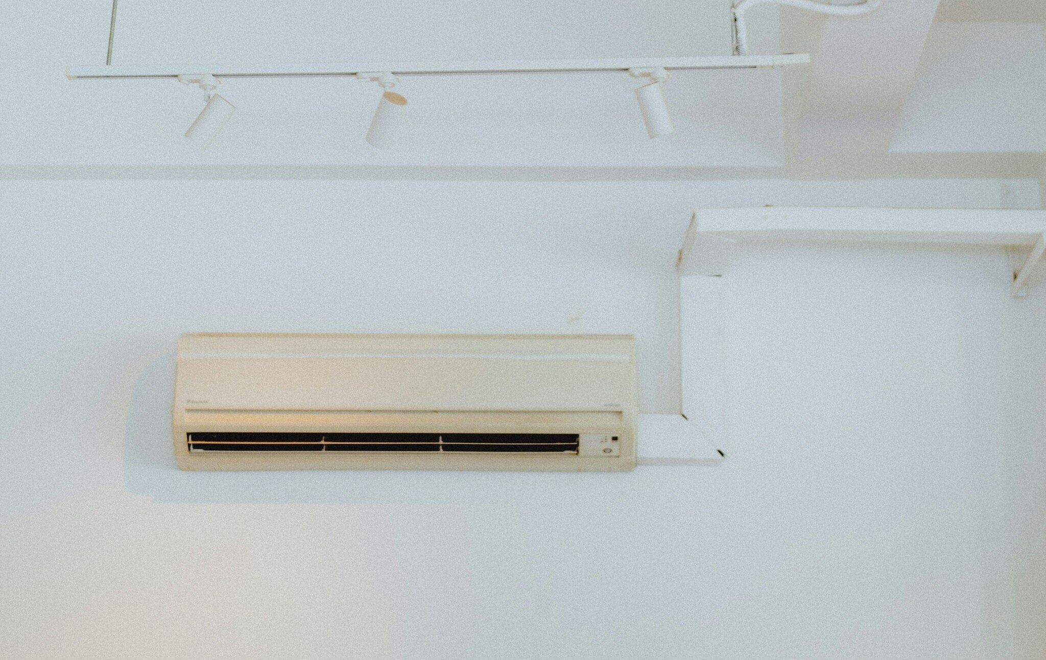 Où dois-je placer un climatiseur dans le salon?