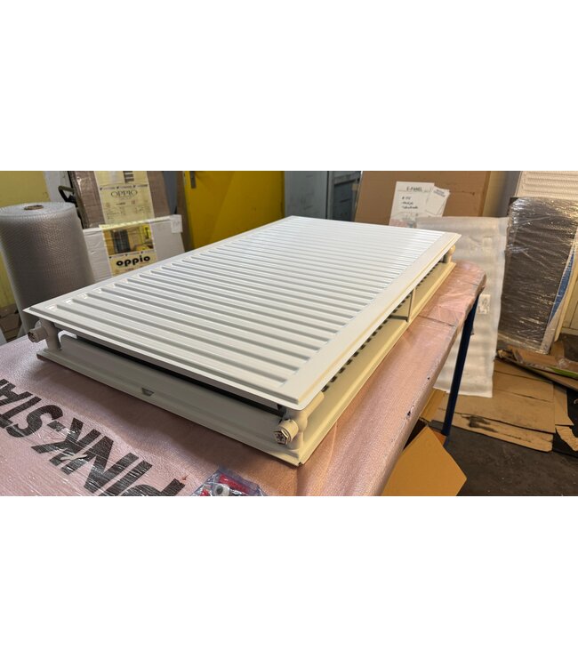  Outlet #164 - 60x100 cm Type 22 - 2189 Watt - Oppio Paneelradiator Compact 6 geribbelde voorzijde - Wit (Ral 9016)