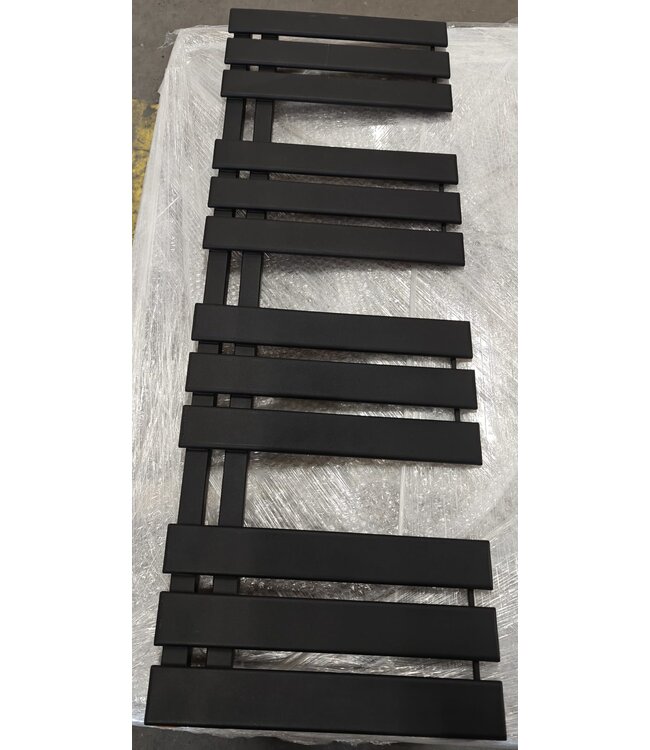  Sortie #188 - 115x40 cm - 600 watts - Radiateur sèche-serviettes Oppio Elite - Noir mat (Ral 9005)