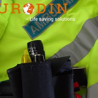 Eigen label Lumitorch Cree-led. Compacte ledzaklamp, incl duracell pro batterijen elders 29,95, ideaal tijdens de hulpverlening