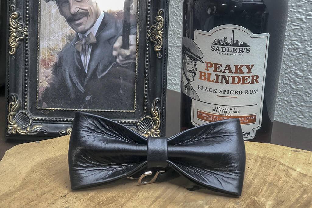 Shelby Brothers collection by Orange Fire Bow tie Arthur black