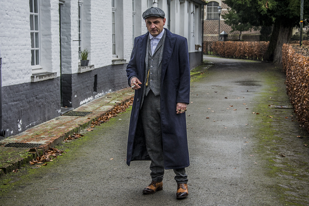 Urban Bozz 1920 English Long Overcoat  Navy