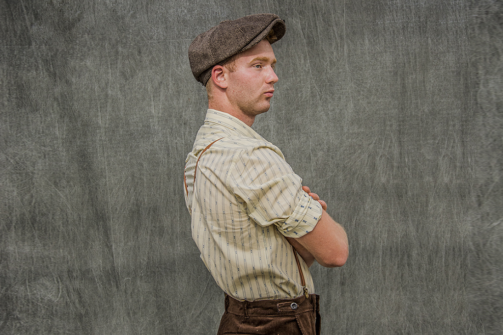 Red Tornado 1948 Salesmen shirt beige