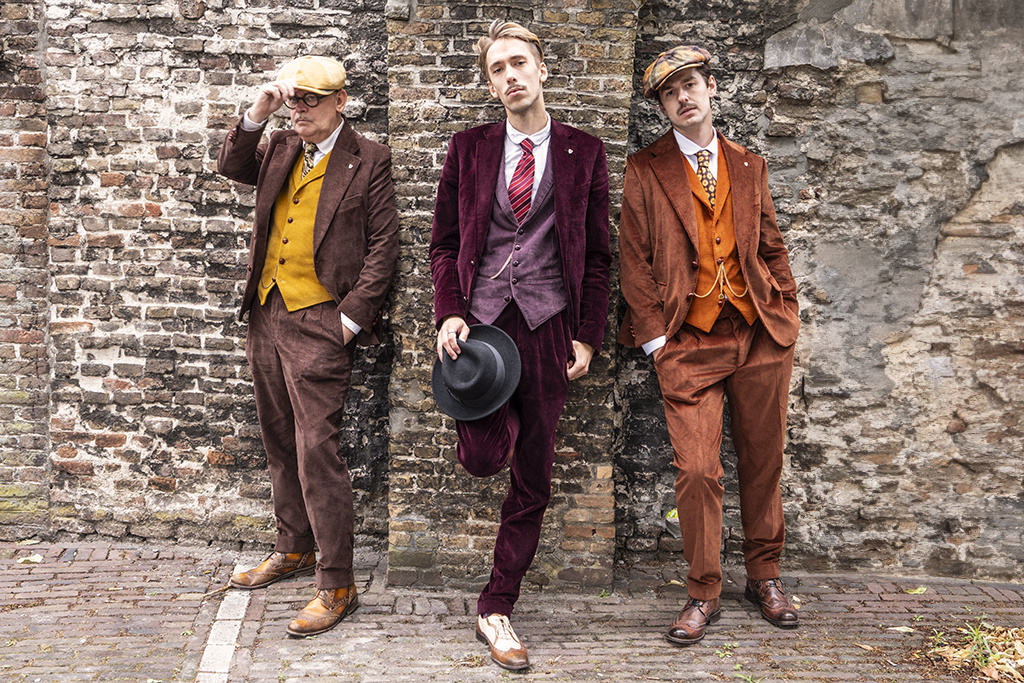 Urban Bozz Golden Brown | Corduroy suit
