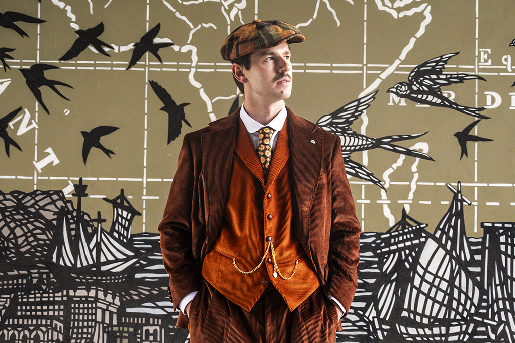 Urban Bozz Brown Orange | Corduroy suit