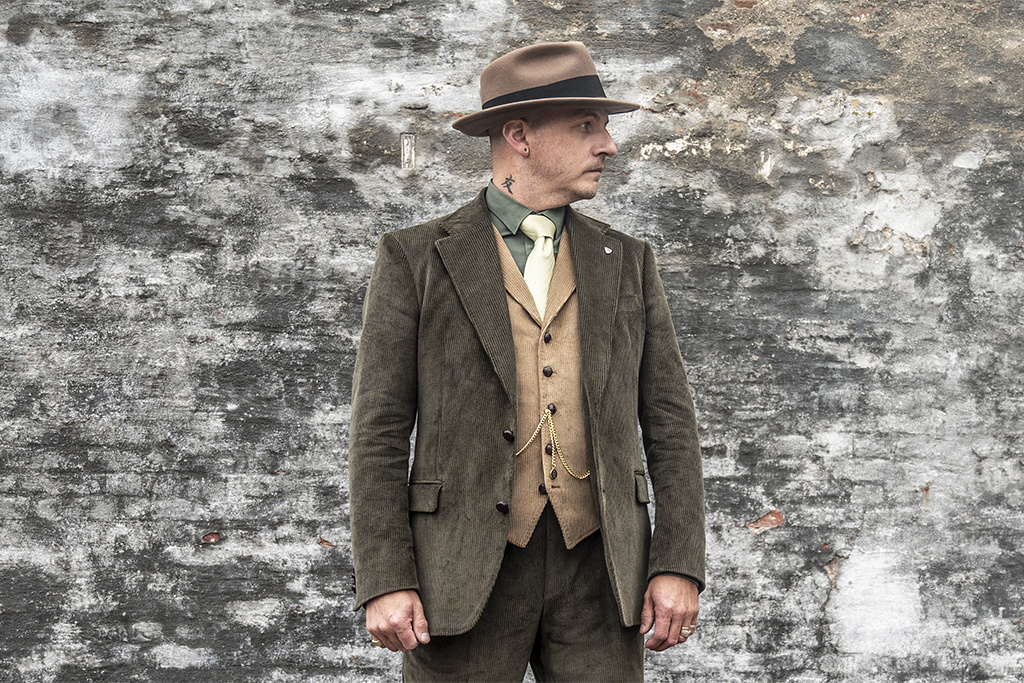 Urban Bozz Field Green | Corduroy suit