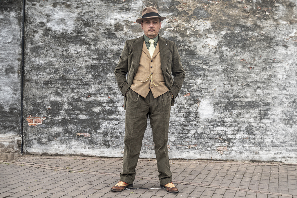 Urban Bozz Field Green | Corduroy suit