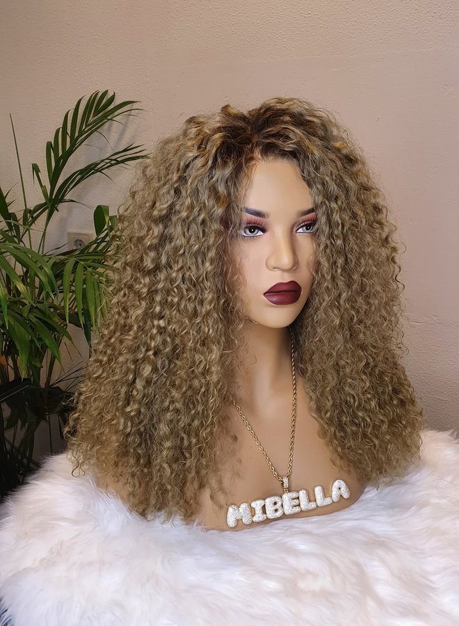 Curly Marilyn - Closure Wig Deep Wave 18" - Made with 100% Raw Vietnamese Hair