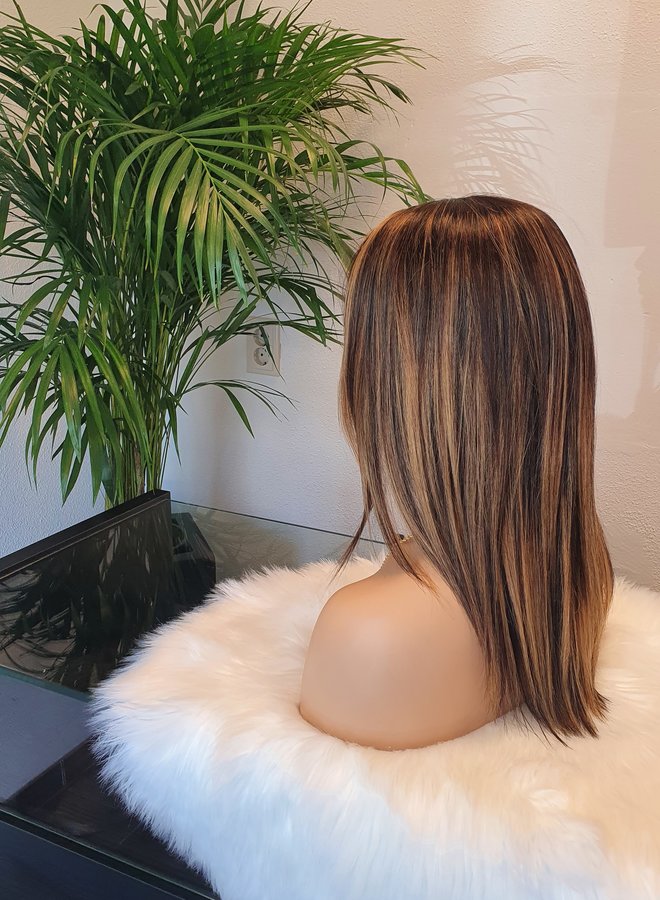 Frontal Wig 14" Brown + Highlights