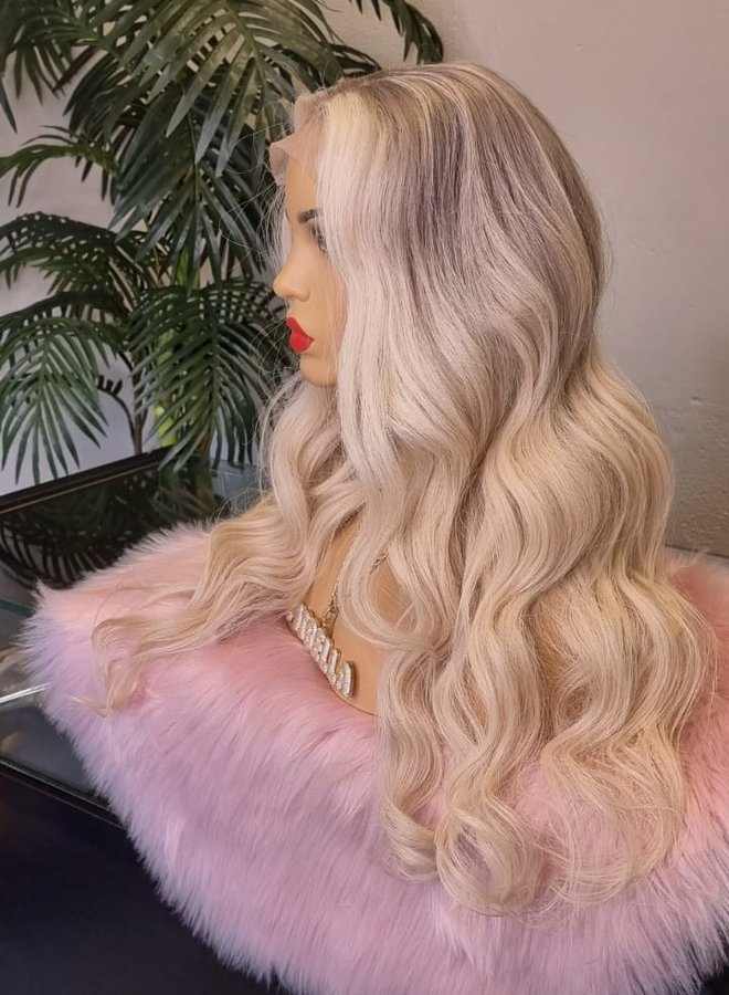 Creamsicle - Closure Wig Body Wave 22" - Colored Raw Indian Hair - Ombre Blonde