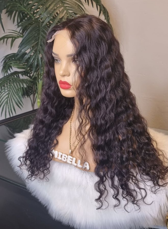 Onyx Queen - Closure Wig Loose Curly 20" - Remy Hair