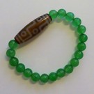 Armband Jade mit Dzi " 9 Augen "