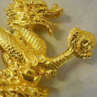 Goldener Drachen mit Kugel für Kraft unf Erfolg ca. 11x6x2,5cm - Copy