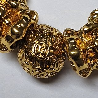 2 Pi Yao bracelet with wealth mantra beads