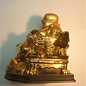 goldener lachender Buddha auf Stuhl 12x13x13cm