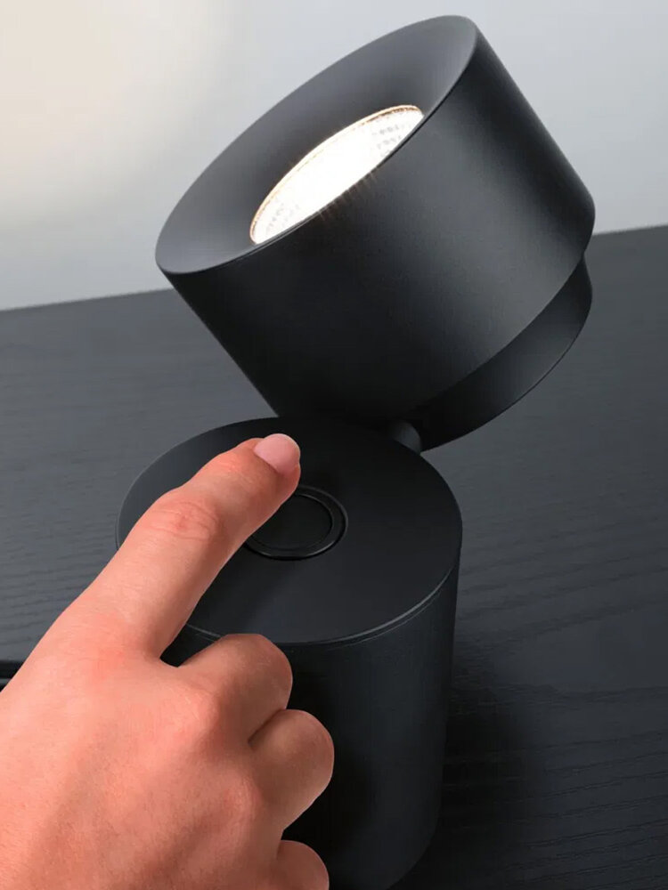 LED Vloerspot Zwart met 3-staps dimmer LED Vloerspot Zwart met 3-staps dimmer