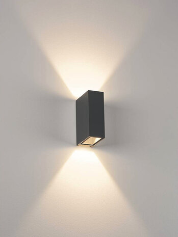 Gevelspot Hoekig Up Down IP44 Led 8W Gevelspot Hoekig Up Down IP44 Led 8W