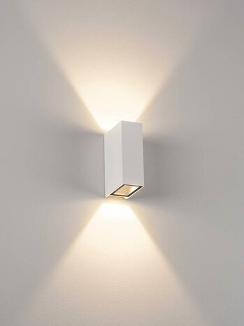 Gevelspot Hoekig Up Down IP44 Led 8W Gevelspot Hoekig Up Down IP44 Led 8W