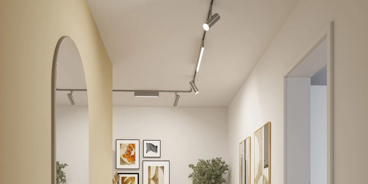 Railspots in een hal