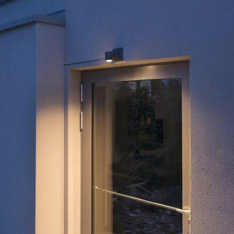 Opbouwplaat met zij-invoer voor gevelverlichting