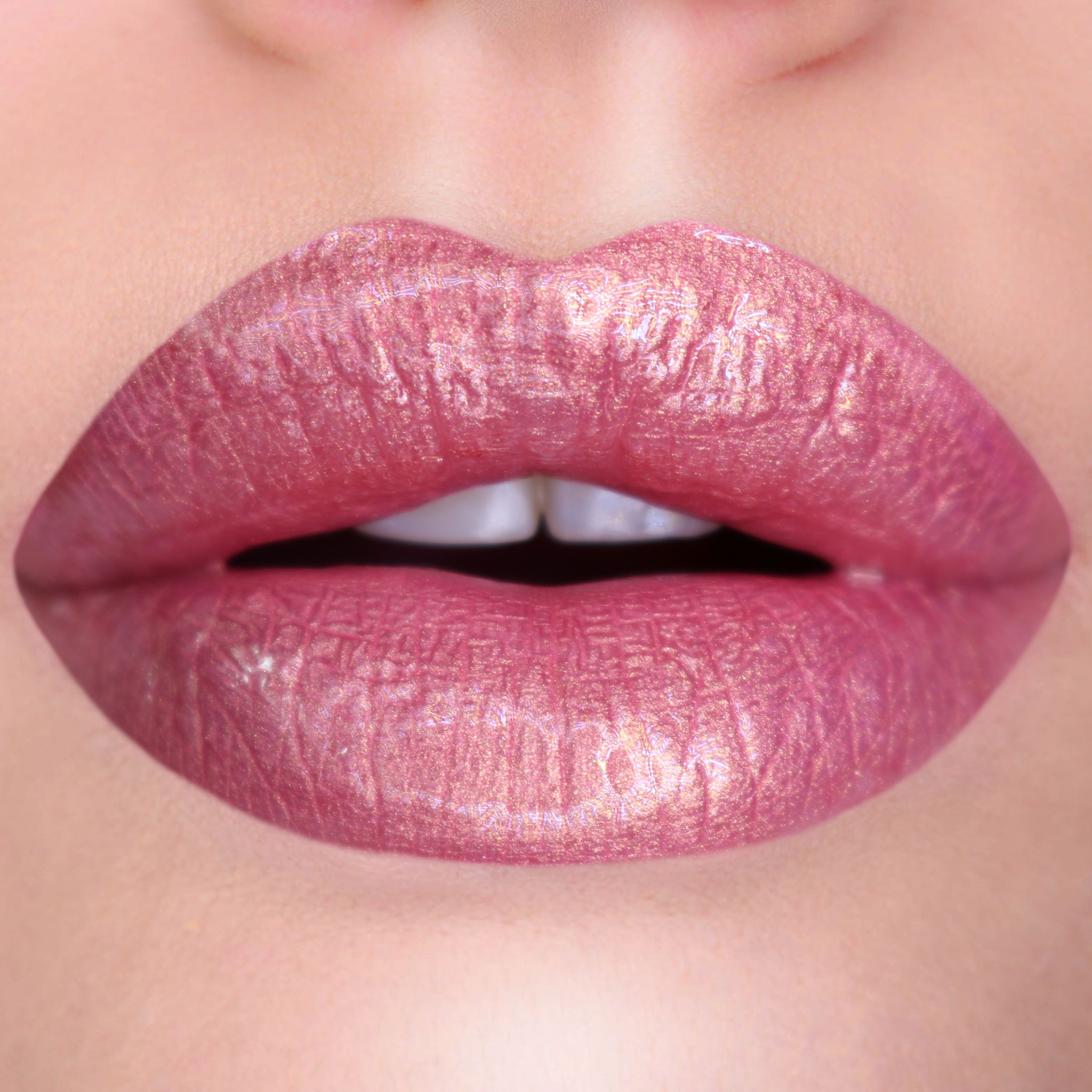 Прозрачные губы. Lime Crime wet Cherry Lip Gloss Bitter Cherry. Lime Crime Bitter Cherry блеск. Lime Crime блеск для губ глянцевый. Juicy Cherry Lime Crime.