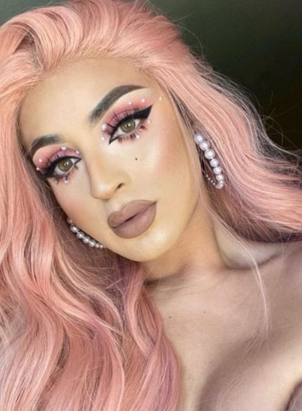 hank and henry sext lipstick