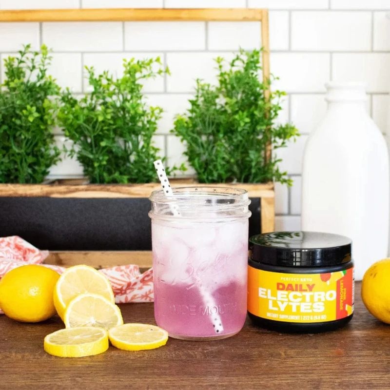 - Daily Electrolytes Pink Lemonade (272 gr)
