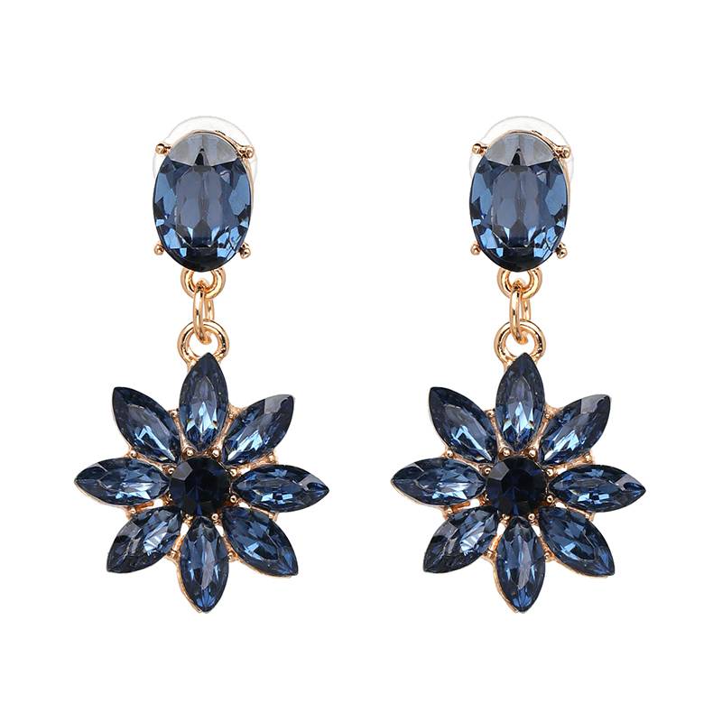 CHIC FLOWER EARRINGS