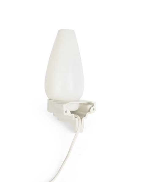 Industrial wall lamp, white lampshade with porcelain