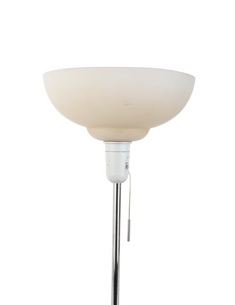 Vintage tafellamp, ronde voet, creme glas