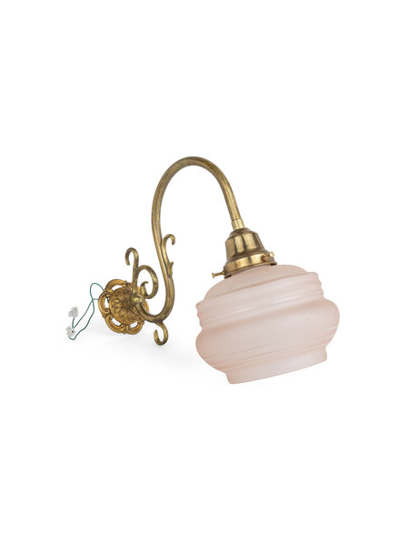 Klassieke wandlamp, koper met roze glas