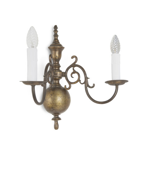 Bruin messing wandlamp met twee kaarsen