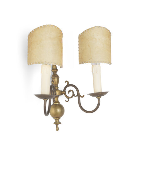 Wall lamp candle crown, two half shades