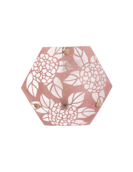 Glass bowl with flowers, pink