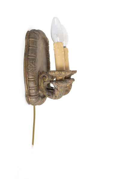 Wooden wall lamp, with two candles