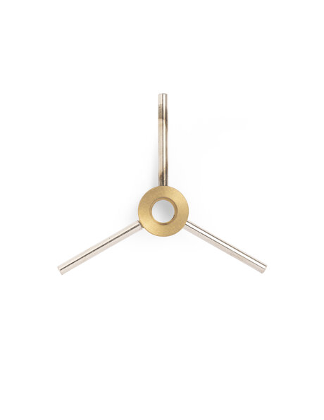 Glasdrager, drie ronde pootjes, zilverkleurig