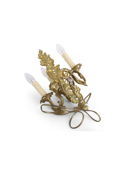 Classic wall lamp, entirely brass, three candles