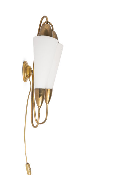 Beautiful vintage wall lamp, brass and white glass