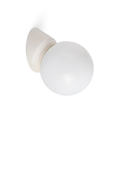 Vintage wandlamp, wit glas, schuin model
