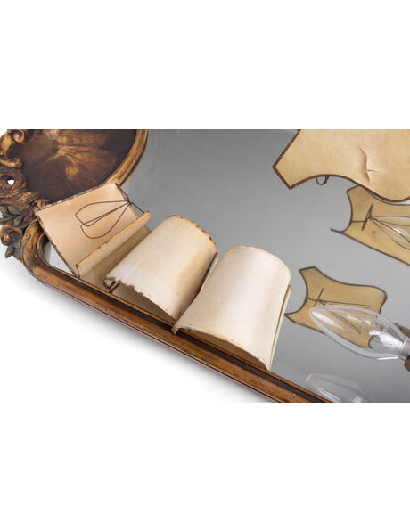 Grote antieke wandlamp, hout en glas