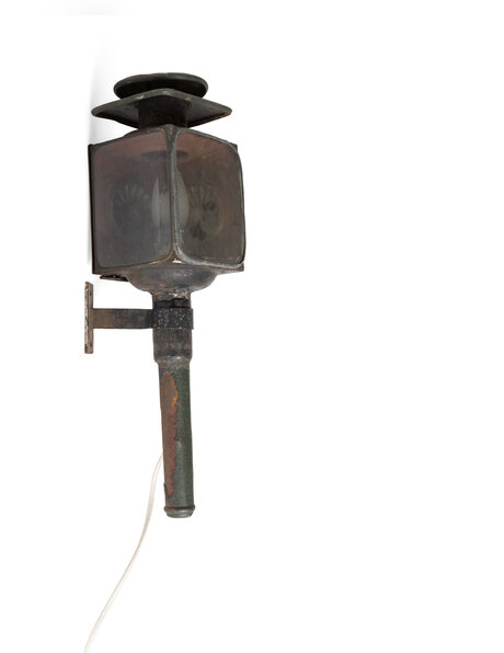 Oude wandlamp, lantaarn voor aan koets