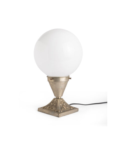 Art Deco table lamp, beautiful base