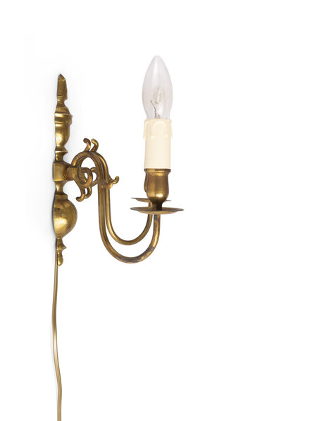 Classic wall lamp, yellow brass