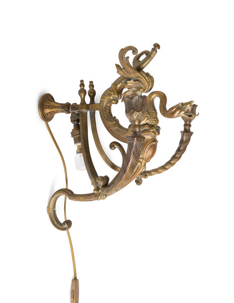 Brass wall lamp with dragon